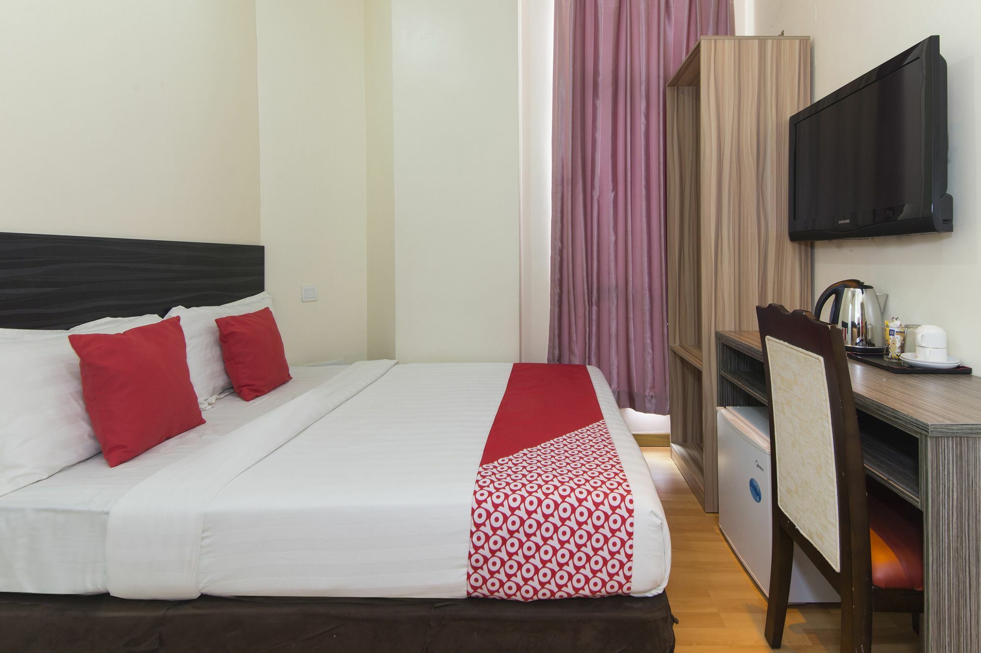 Super Oyo 331 I Boutique Hotel Petaling Jaya Exterior photo